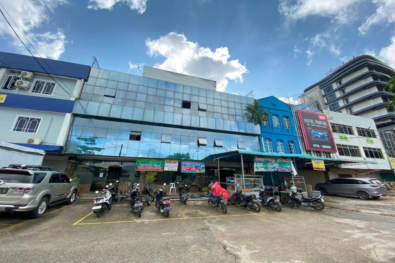 Oyo 92702 Minang Jaya Hotel นาโกยา ภายนอก รูปภาพ