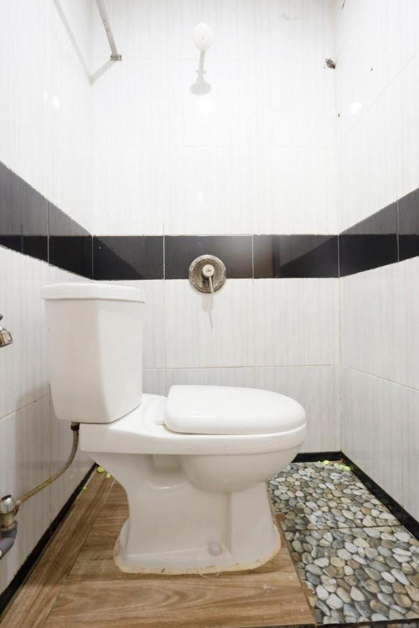 Oyo 92702 Minang Jaya Hotel นาโกยา ภายนอก รูปภาพ
