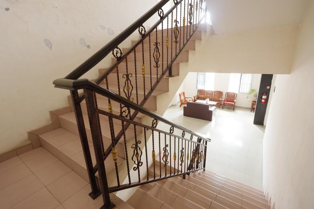 Oyo 92702 Minang Jaya Hotel นาโกยา ภายนอก รูปภาพ