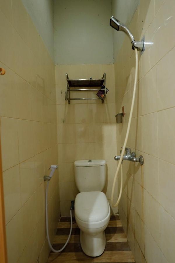 Oyo 92702 Minang Jaya Hotel นาโกยา ภายนอก รูปภาพ